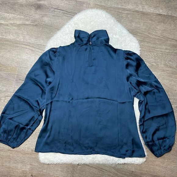 Suzy Shier Satin Top Blouse Long Balloon Sleeve Blue Womens Size Large NEW w Tag - Picture 7 of 12